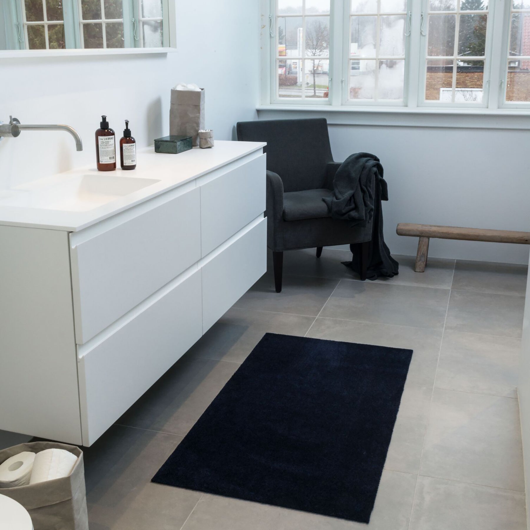 FLOOR MAT 67 x 150 CM - UNI COLOR BLACK