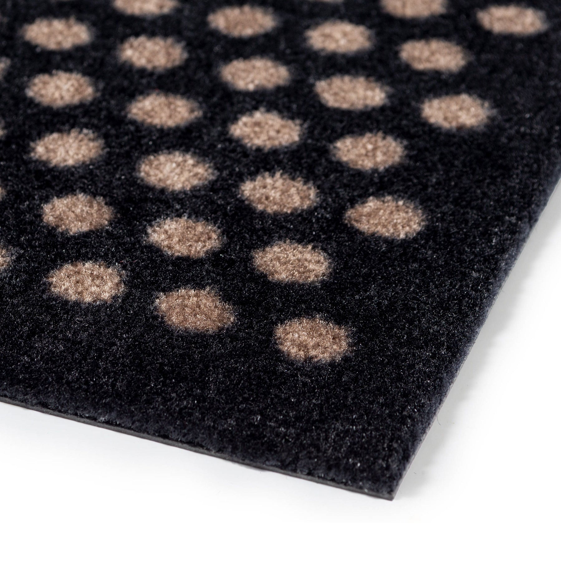 FLOOR MAT 67 x 120 CM - DOT BLACK/SAND