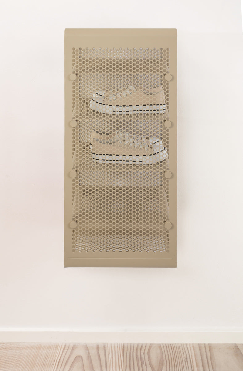 NEW - TICA RACK WALL - LARGE - SAND