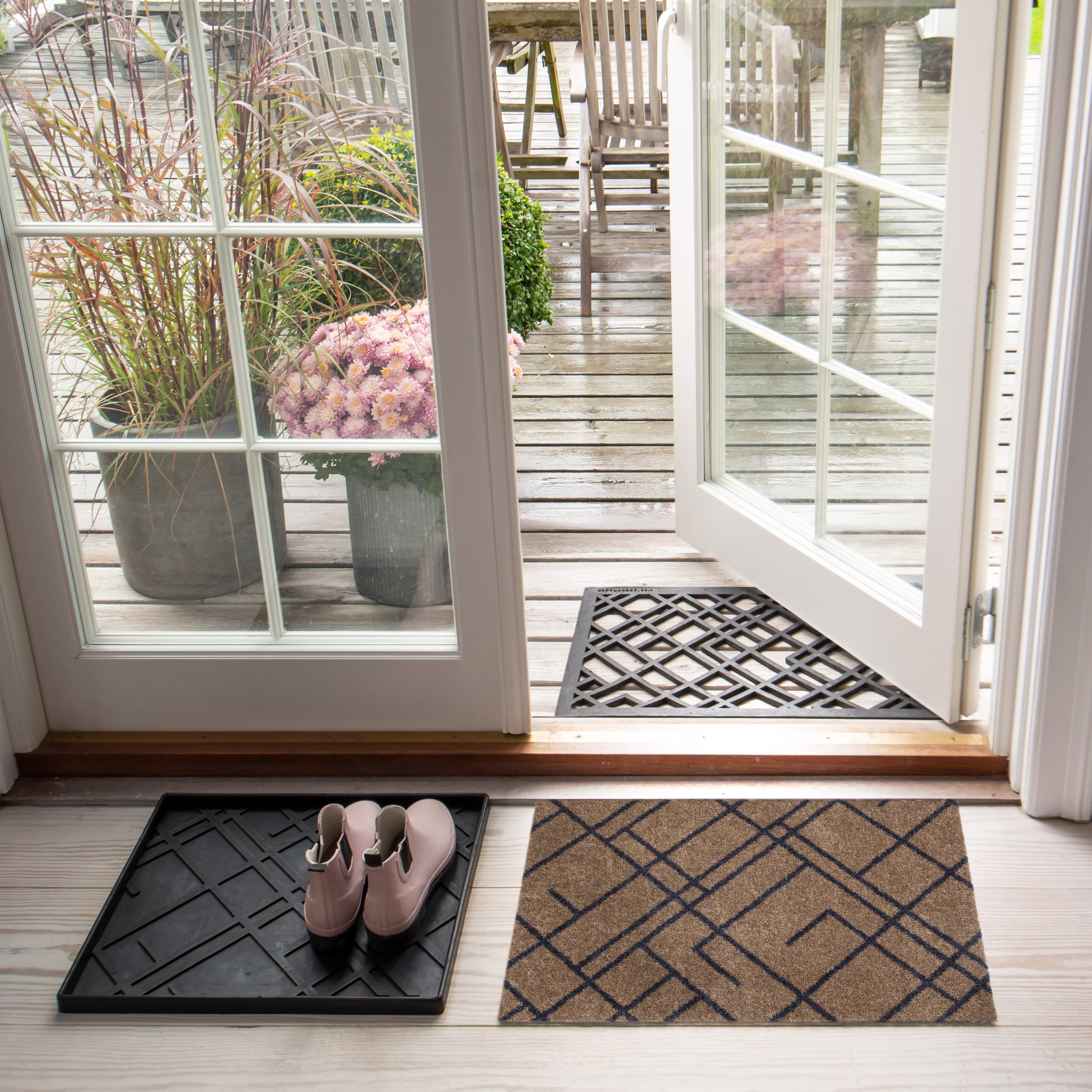 FLOOR MAT 40 x 60 cm - LINES SAND / BLUE-GRAY
