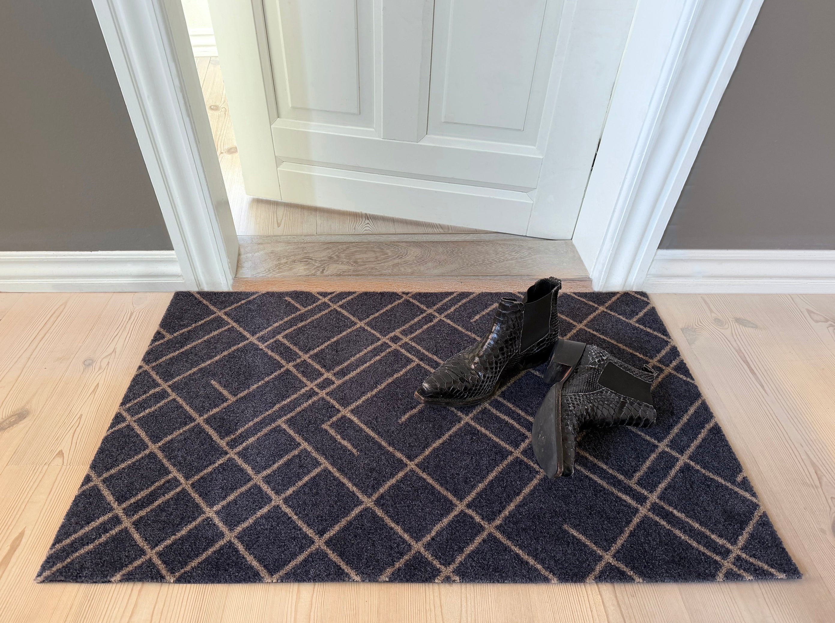 FLOOR MAT 60 x 90 cm - LINES BLUE-GRAY / SAND