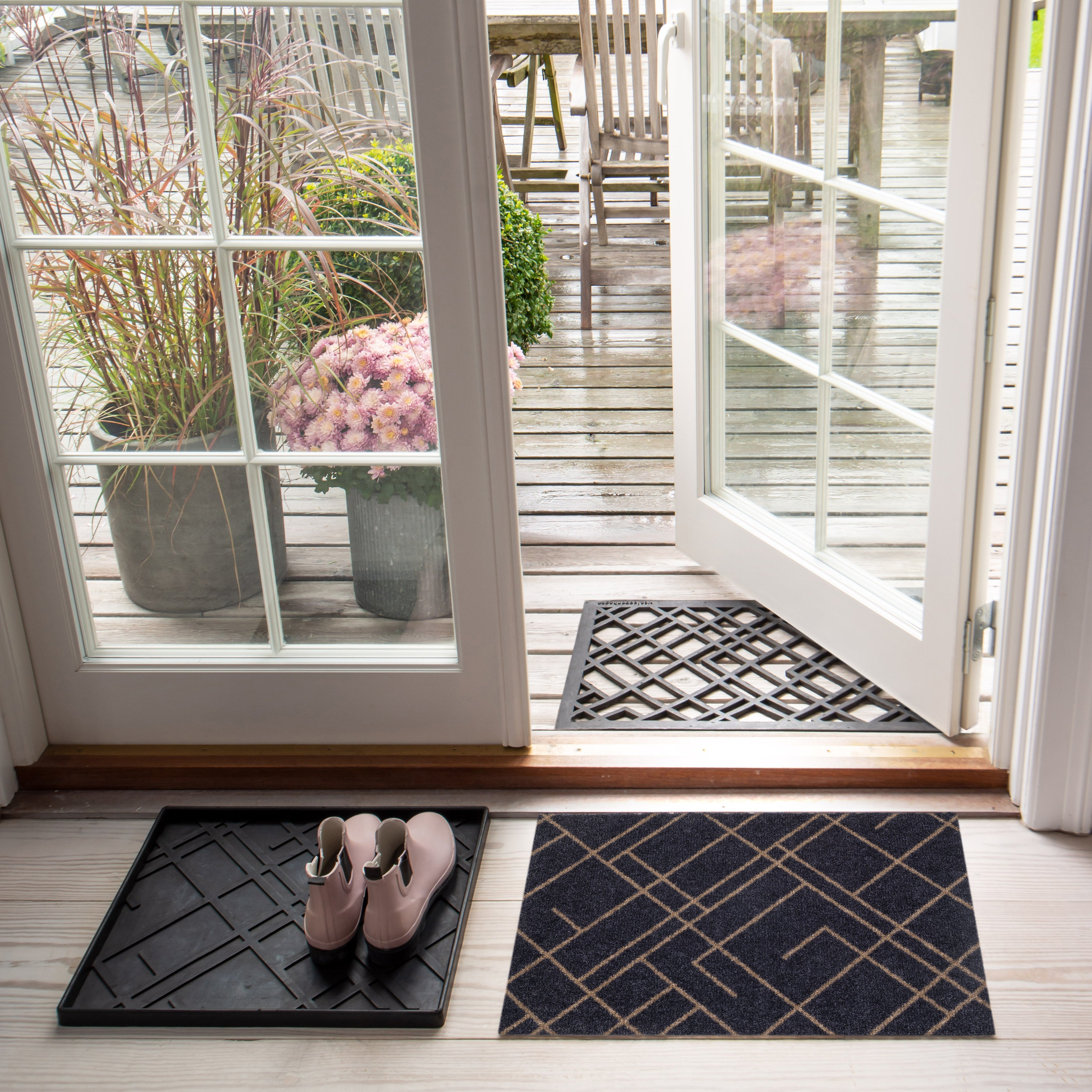 FLOOR MAT 40 x 60 cm - LINES BLUE-GRAY / SAND