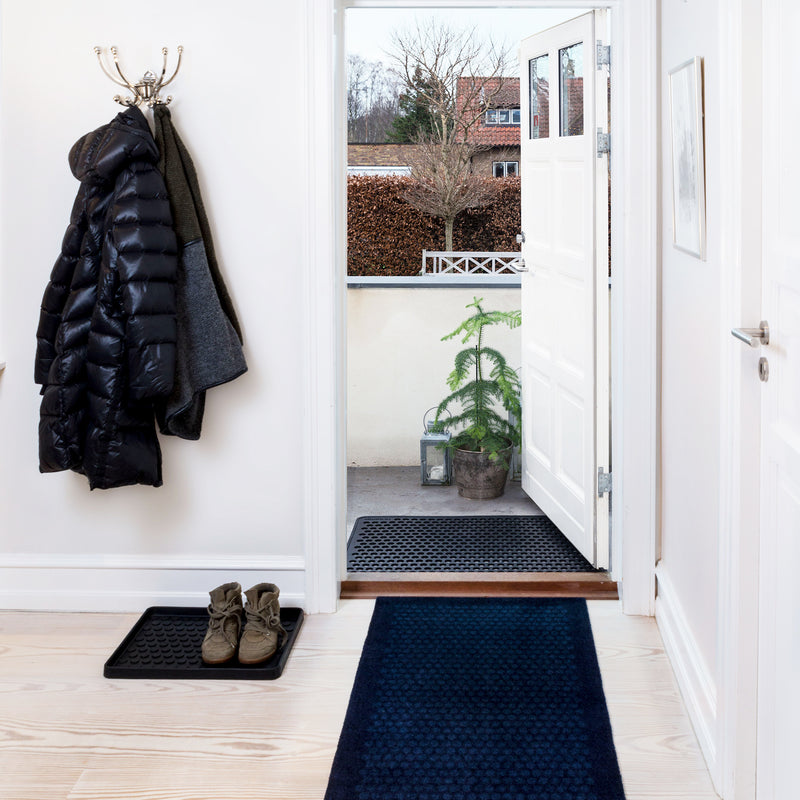 FLOOR MAT 67 x 150 CM - DOTS/BLUE
