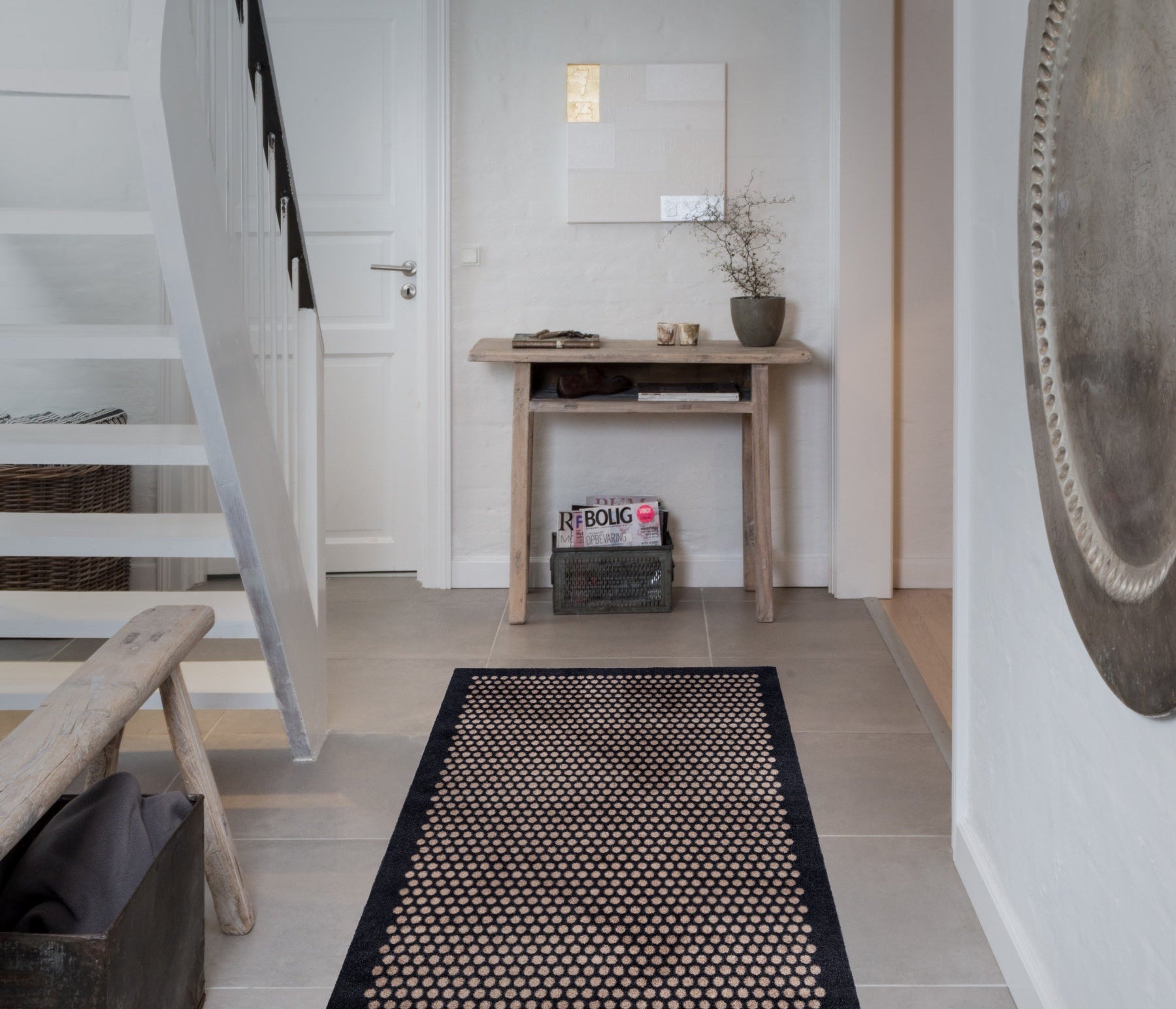 NEW RUG / FLOOR MAT 110 x 200 CM - DOT BLACK/SAND