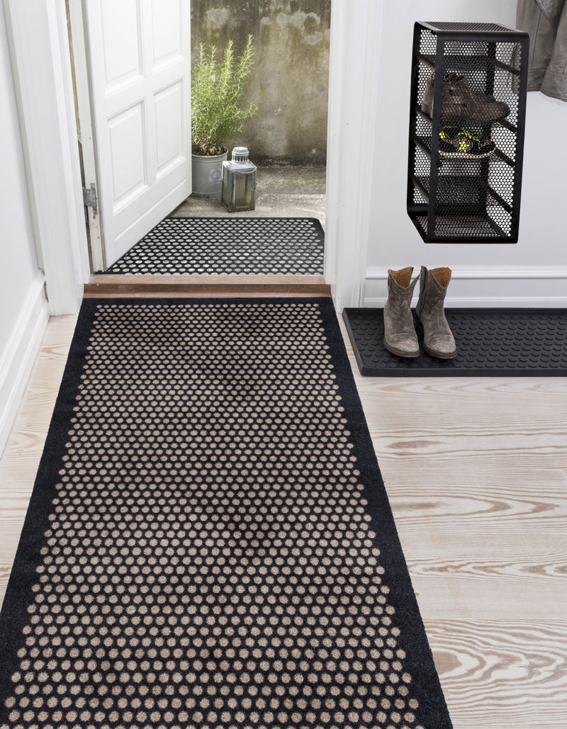 FLOOR MAT 90 x 200 CM - DOT BLACK/SAND