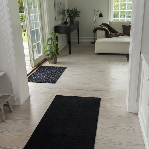 FLOOR MAT 67 x 200 cm - UNI COLOR BLACK