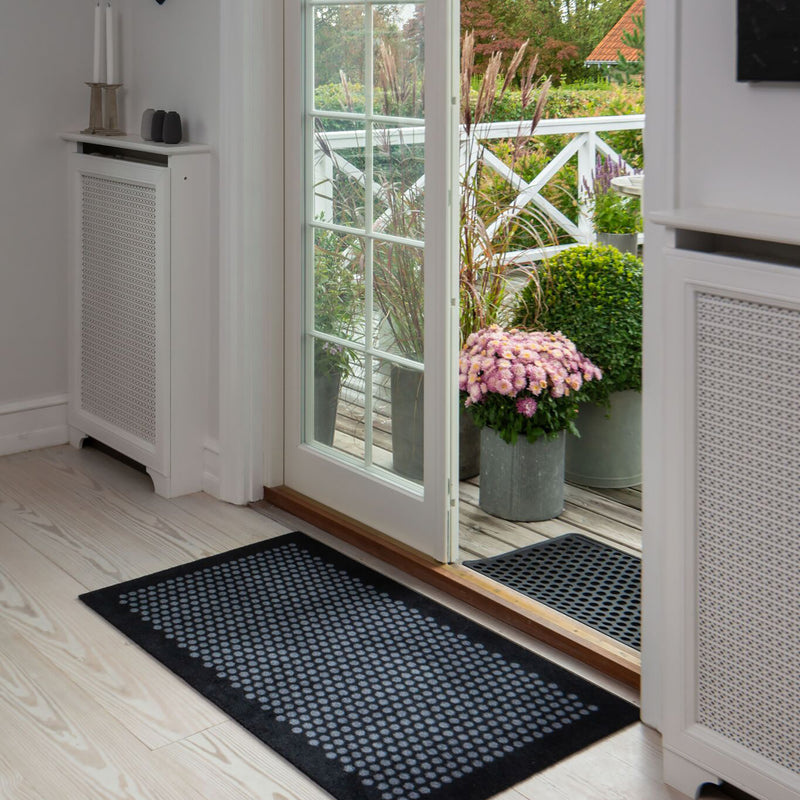 FLOOR MAT 67 x 120 CM - DOT BLACK/GREY