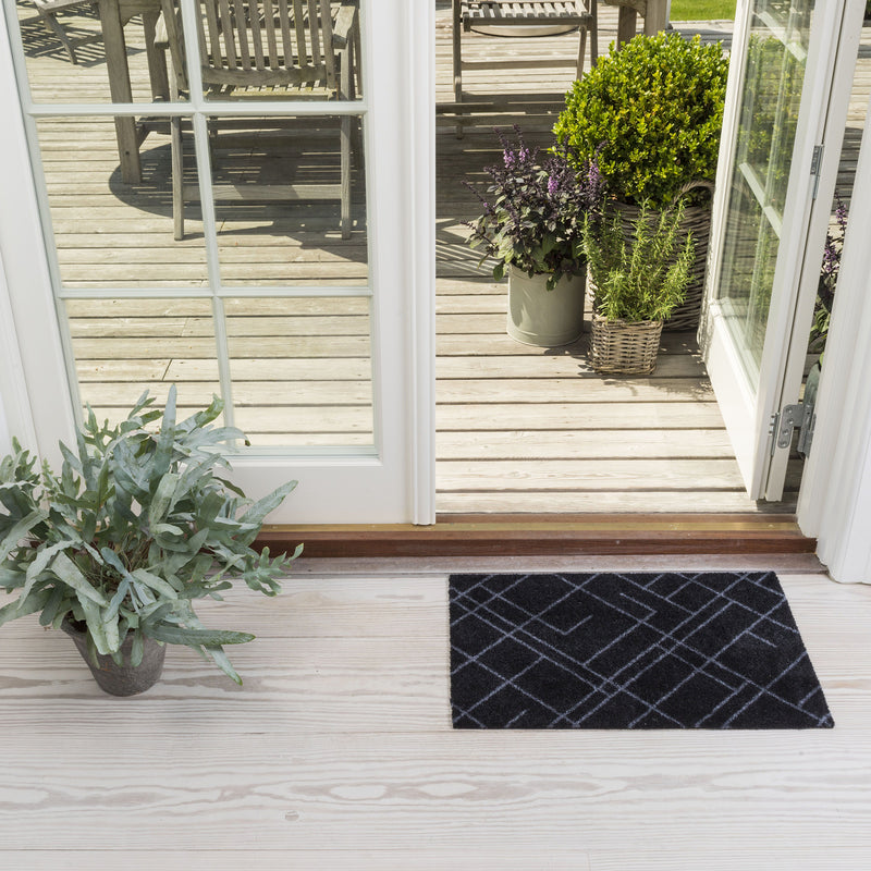 FLOOR MAT 40 x 60 cm - LINES BLACK/GREY