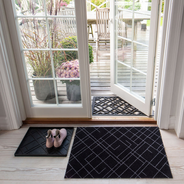 FLOOR  MAT 60 x 90 cm - LINES BLACK/GREY